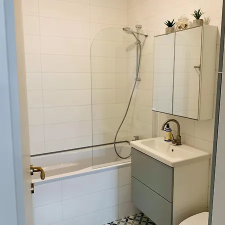 Trifoiului 25 - Free Parking Kaloşvar