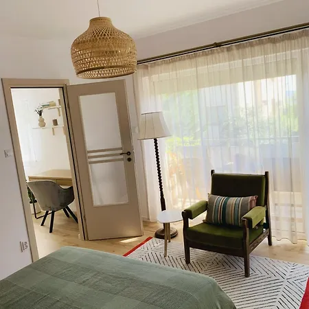 Trifoiului 25 - Free Parking Daire Kaloşvar