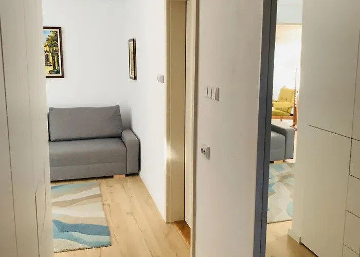 Trifoiului 25 - Free Parking Cluj-Napoca